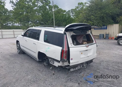 2019 Cadillac Escalade Esv Platinum z USA, uszkodzony, nr VIN 1GYS4KKJ8KR193442
